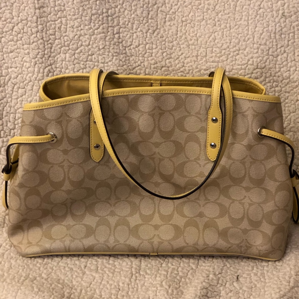 Coach Purse - Picture 2 of 4